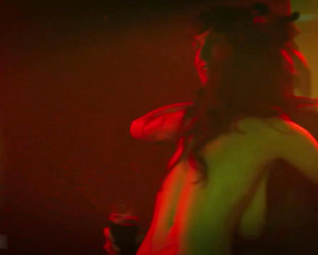 Anna Matysiak naked - Emigracja XD s01e08 (2023)