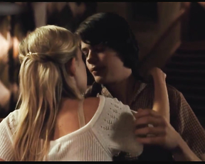 Josefin Ljungman nude - Himlen ar oskyldigt bla (2010)