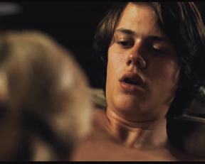 Josefin Ljungman nude - Himlen ar oskyldigt bla (2010)