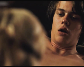 Josefin Ljungman nude - Himlen ar oskyldigt bla (2010)