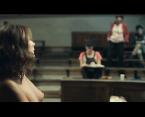 Karin Viard naked - Maria Reve (2022)