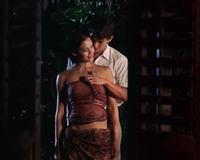 Jessica Alba nude - The Sleeping Dictionary (2003)