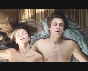 Agnieszka Grochowska nude, Julia Wieniawa-Narkiewicz nude - Nieobliczalna (2024)