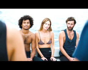 Camille Rowe nude - No Limit (Sous Emprise) (2022)