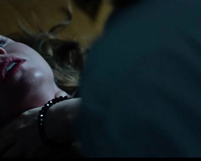 Karen Gillan sexy - Sleeping Dogs (2024)