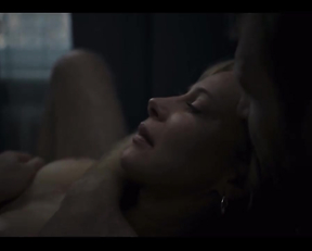 Katarzyna Warnke nude - Rzeczy niezbedne (2024)