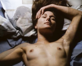 Libby Tanner nude - Life (1996)