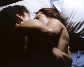 Libby Tanner nude - Life (1996)