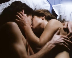 Libby Tanner nude - Life (1996)