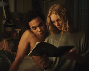 Lou Lampros nude - Vivre, mourir, renaître (2024)