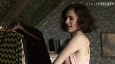 Liv Lisa Fries nude - Babylon Berlin s04e07 (2022)