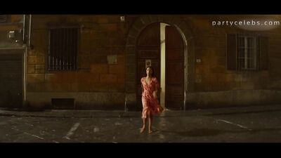 Zoe Saldana sexy - From Scratch s01e01e02e07 (2022)