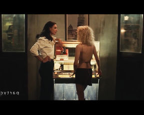 Elektra Jansson-Kilbey sexy - Shantaram s01e06 (2022)