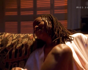 Sonja Sohn nude, Melanie Nicholls-King nude - The Wire s01e04,e10,s03e12 (2002-2004)