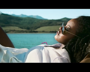 Gideon Adlon sexy - Sick (2022)