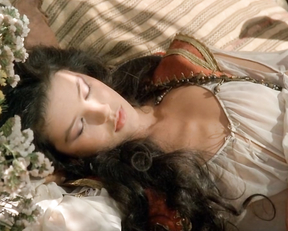 Catherine Zeta-Jones, etc - Les 1001 nuits (1990)