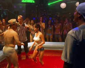 Mary Castro, Kathryn Smith – Reno 911! Miami (2007)