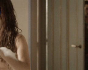 Adriana Torrebejano, Silvia Alonso – Tierra de Lobos s02e11 (2011)