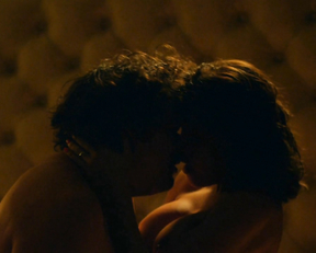 Paulina Gaitan naked – Narcos s01e05-08 (2015)