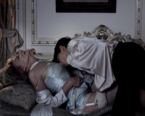 Marisa Paredes, Arly Jover, Lou Doillon – Gigola (2010)