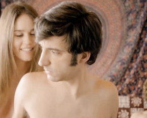 Matilda Anna Ingrid topless - L'Universale (2016)