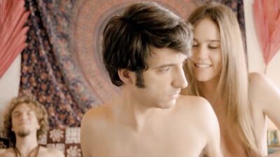 Matilda Anna Ingrid topless - L'Universale (2016)