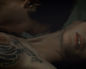 Nadeshda Brennicke – Tattoo (2002)