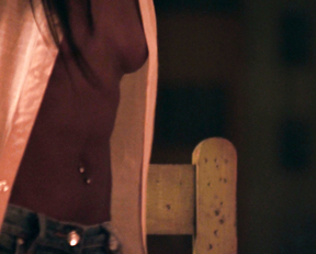 Ana Foxx – Toy (2015)