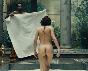 Carole Bouquet – Le bon roi Dagobert (1984)