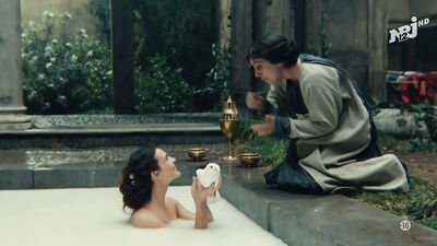 Carole Bouquet – Le bon roi Dagobert (1984)