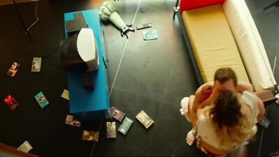 Karina Zvereva naked – Superplokhie (2016)
