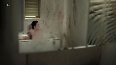 Anna Friel – Marcella s01e01 (2016)