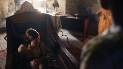 Charlotte Hope naked - The Spanish Princess s01e01 (2019)