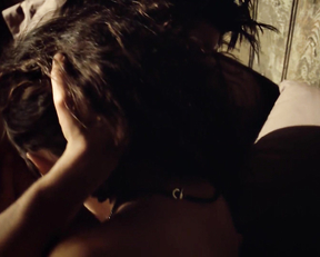 Charlotte Ayanna naked – Love the Hard Way (2001)