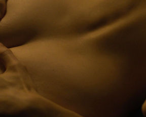 Sarine Sofair, Charlotte Hope – Game of Thrones s04e06 (2014) HDTV 1080p