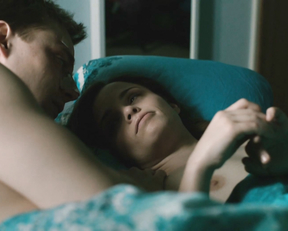 Jasna Fritzi Bauer nude - Goliath (2017)