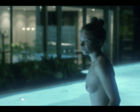 Jasna Fritzi Bauer nude – Blochin – Die Lebenden und die Toten s01e03 (2015)