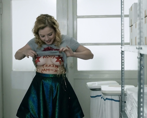 Jella Haase, Paula Beer – 4 Konige (2015)