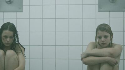 Jella Haase, Paula Beer – 4 Konige (2015)