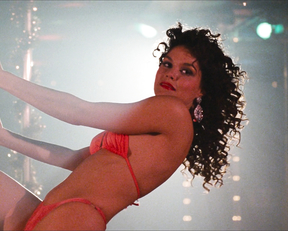 Paula Trickey nude – Maniac Cop 2 (1990)