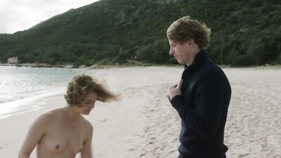 Luise Heyer nude – Fado (2016)