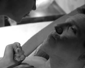 Luise Heyer nude – Harte (2015)