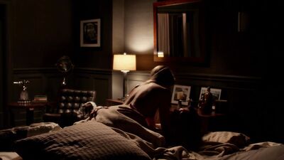 Kristen Bell sexy – House of Lies s02 (2013)