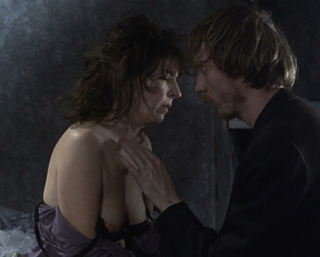 Katrin Cartlidge, Deborah MacLaren – Naked (1993)