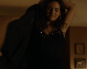 Adria Arjona, Joanna Christie, Ana de la Reguera – Narcos s01e02 (2015)