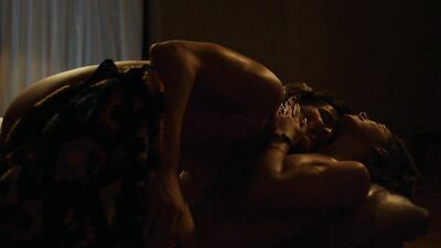 Adria Arjona, Joanna Christie, Ana de la Reguera – Narcos s01e02 (2015)