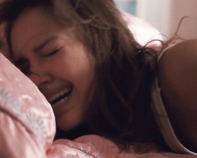 Jessica Alba naked – The Killer Inside Me (2010)