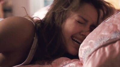 Jessica Alba naked – The Killer Inside Me (2010)