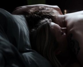 Valerie Niehaus nude - Uberleben an der Scheidungsfront (2015)