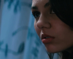 Victoria Justice nude – Naomi and Ely’s No Kiss List (2015)